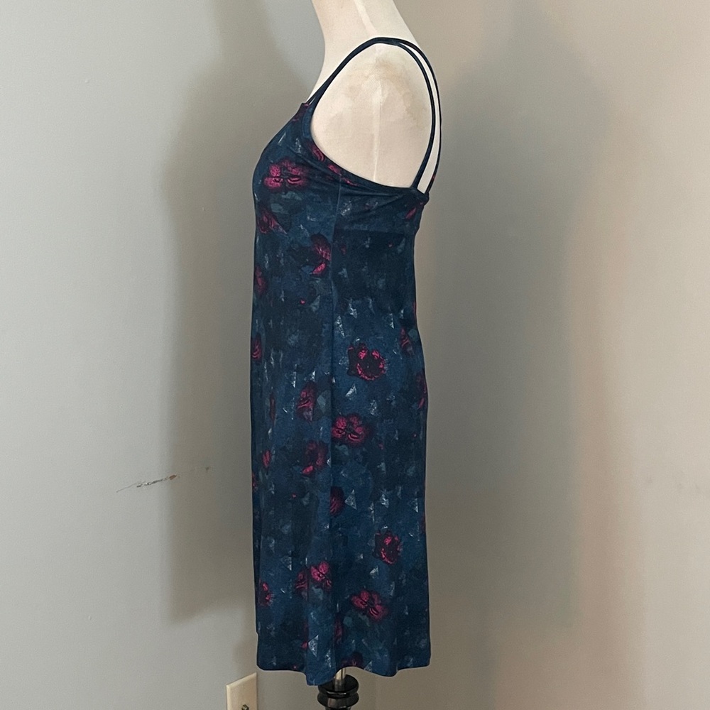 Patagonia Blue and Pink Floral Dress size small - Picture 4 of 7